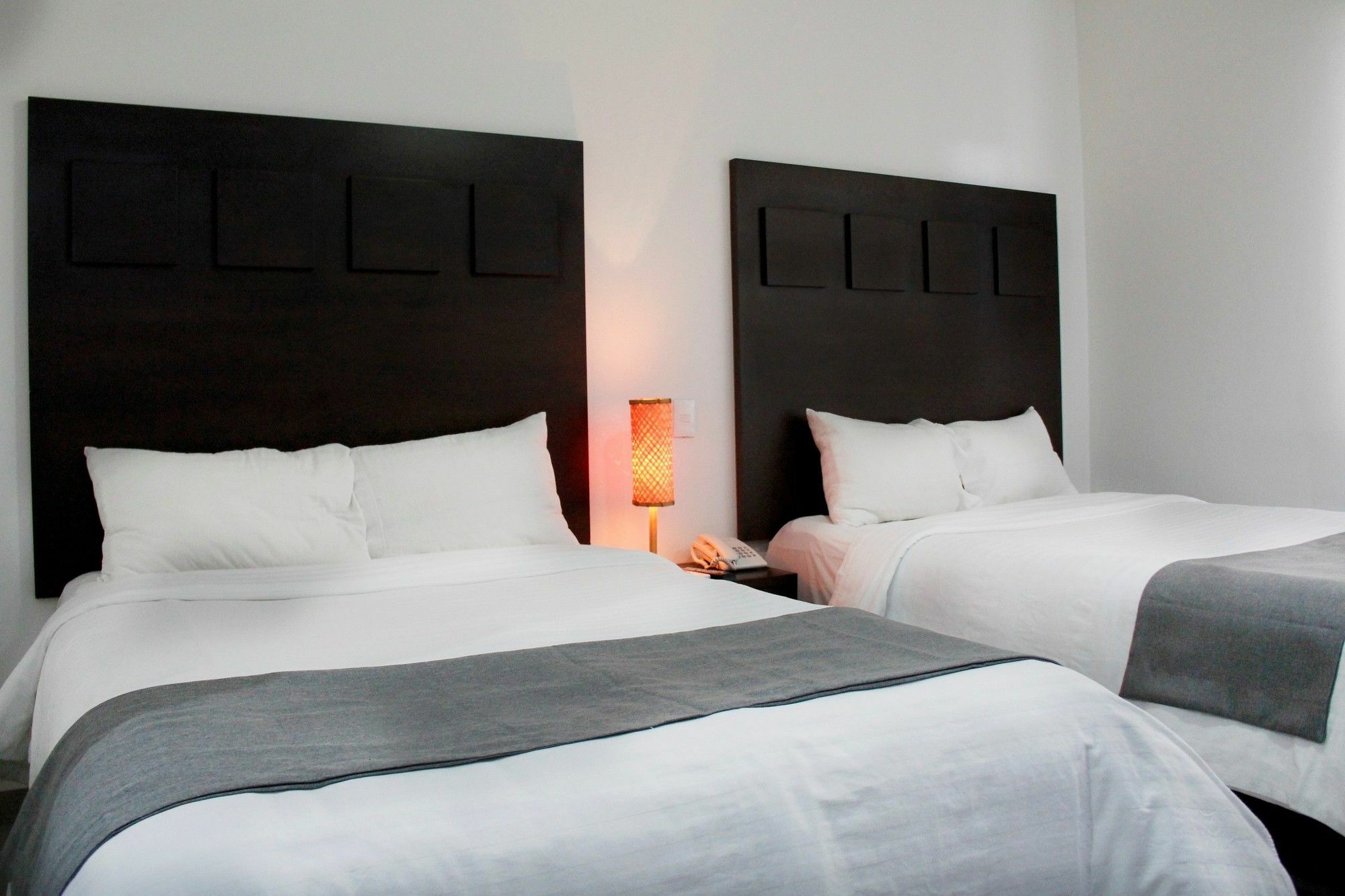 Hotel Mexico Inn Express Salamanca Eksteriør bilde